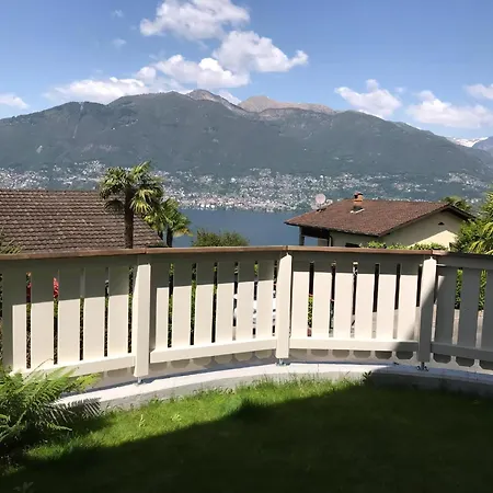 Casa vacanze Ferienhaus, Ideal Fuer Zwei Paare Familien Piazzogna