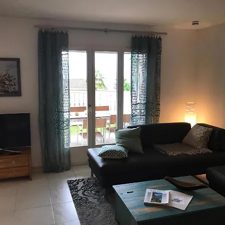 Ferienhaus, Ideal Fuer Zwei Paare Familien * Piazzogna